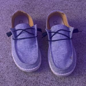 Grey HeyDudes, size 8